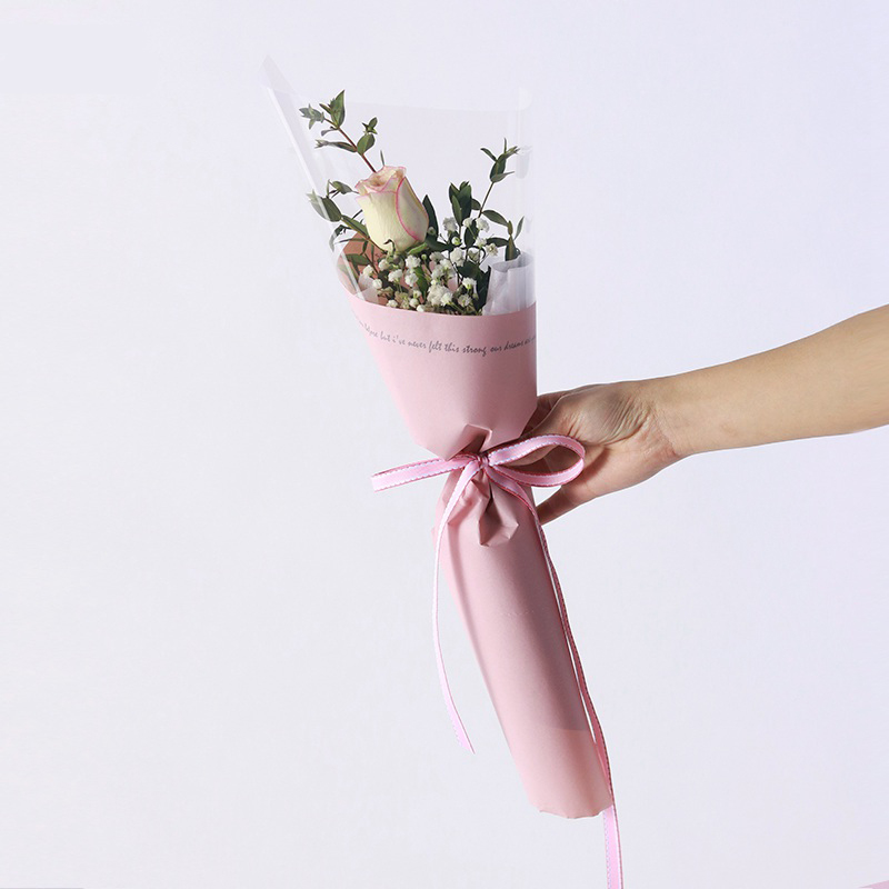 Ablakos szegélyű íves fólia csomagoló – 20 ív/csomag 52cm x 30cm púder bézs - Image 2